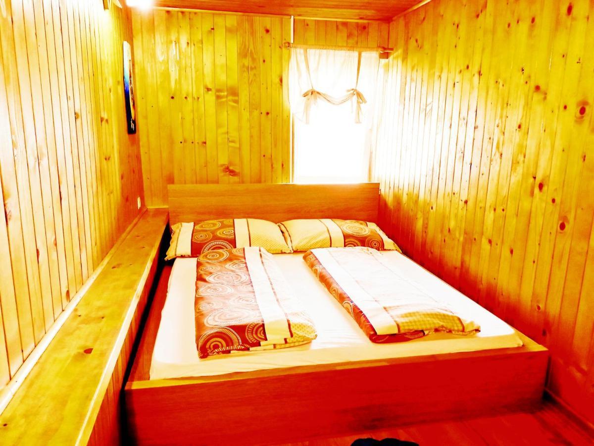 Romanticka Chalupa Pod Vysokymi Tatrami Liptovský Hrádok Екстериор снимка